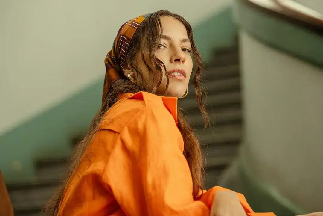 Debi Nova